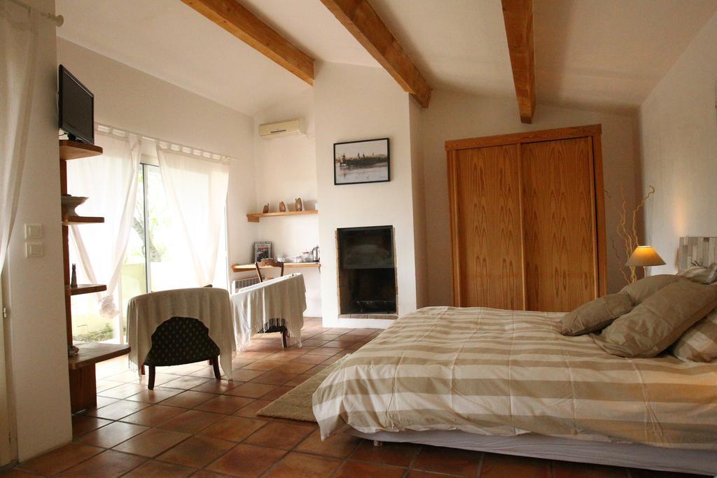 Mas Du Pont De Laute Villa Le Cailar Ngoại thất bức ảnh